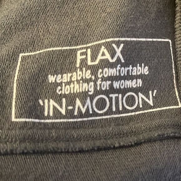 Flax In Motion Top Size XS Gray U Neck Tunic 3/4 Sleeve Oversized Lagenlook NWT - Picture 7 of 7